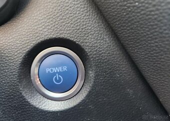 Toyota Corolla 2.0-HYBRID-V ZÁRUCE-POLOKŮŽE - 12