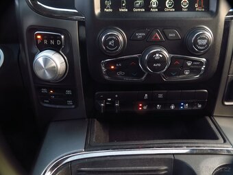 Dodge Ram, 5.7 HEMI V8 - LIFT - RAM BOX - 12