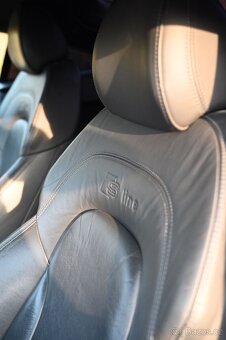audi tt s line 147 kw 2.0 tsi rv 2008 - 12