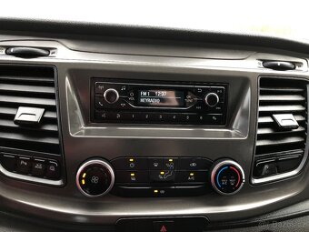 Ford transit custom 6míst r.v. 2020 96kw klimatizace - 12