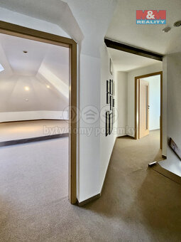Prodej bytu 5+1 a větší, 180 m², Opava, ul. Komenského - 12