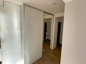 Prodej bytu 3+1 s garáží a zahradou, Zlín - Louky - 12