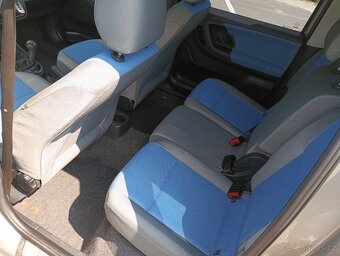Škoda Roomster 1.2 HTp 2006 47kW - 12