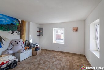 Prodei komerční nemovitosti v obci Zvěstovice. - 12