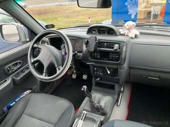 Mitsubishi L 200 DAKAR 2.5 TD NEZHNITY 98 kw MT5 2006 - 12