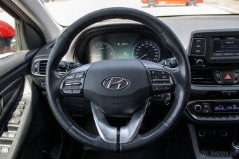 Hyundai i30 CW 1.6 CRDi 110 Comfort 7DCT - 12