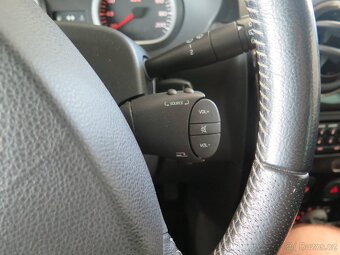 Dacia Duster 1.6 16V,kůže,klima, - 12