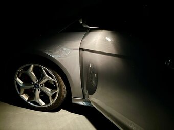 Ford Focus ST combi 184 kW - 12