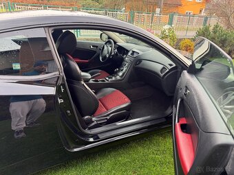 Hyundai Genesis Coupe 3.8 (2010) Track Edition 223 kW - 12