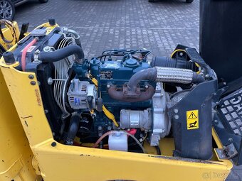 Vibrační válec jezkovy Bomag BMP 8500, 405mth, Wacker Neuson - 12