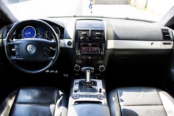 Volkswagen Touareg R50 5,0TDI V10 /AJ NA SPLATKY/ - 12