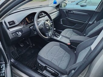 VW Passat B7 sedan 2.0 TDI - 12