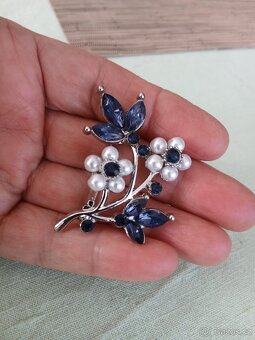 Mix bižuterie brože - 12