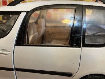 Modely Abrex 1:18 - 12