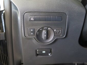 Mercedes-Benz Vito Tourer 114CDI ,automat,BYDLÍK,8míst - 12