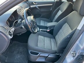 Škoda OCTAVIA 2 1.6 TDI 77KW FACELIFT TOP STAV - 12