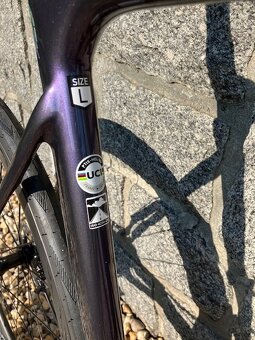 Nové kolo - 77.999 Kč vzorek HELIOS A7X - UCI, 105Di2 - 12