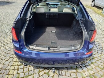 BMW GT 535i - 12