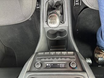 Škoda Rapid 1.2.TSi 77Kw Ambiente 1.Majitel - 12