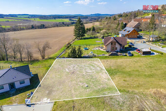 Prodej pozemku k bydlení, 808 m², Skořice - 12