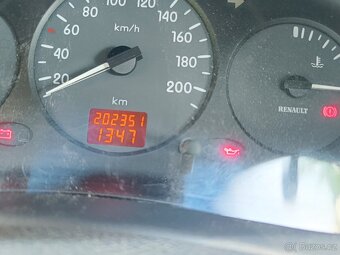 Renault Thalia 1.4 55kw r.v. 2001 - 12