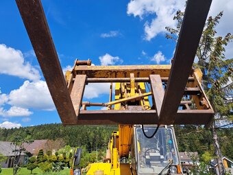 JCB 525-67 - 12