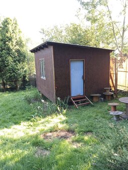 Pronajmu zahrádku s chatkou 16 m2 - 12