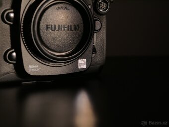 Fujifilm Finepix S5 Pro - 12