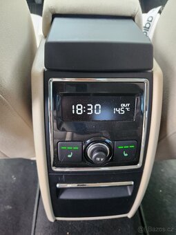 Škoda Superb II 2,0 TDi 140 PS Elegance 2010 Webasto, šíbr - 12