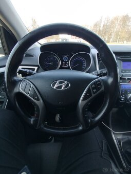 I30 1.6 CRDI - 12