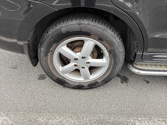 Hyundai Santa Fe 2.7i V6, 4x4 - 12