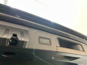 Volkswagen Passat combi 2.0TDi,110kW,DSG,Webasto,ZADÁNO - 12