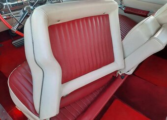 1957 Cadillac Eldorado Seville - 12