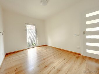 Velká Kraš - Jeseník  Rodinný dům 3+kk 55 m², pozemek 648 m² - 12
