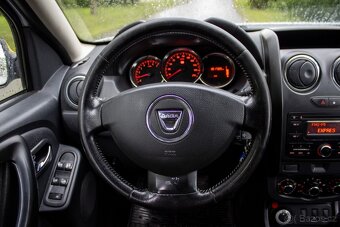 Dacia Duster 1.6 16V 4x4 Look Sport LPG, 1.majiteľ - 12