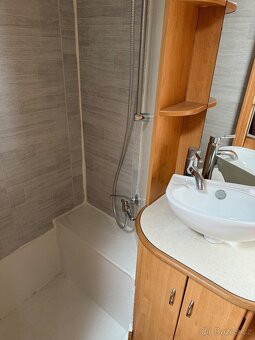 Karavan Prestige - 12
