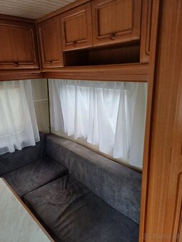 Karavan hobby 530 - 12