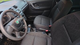 Škoda Fabia - 12