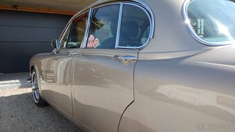 Jaguar 420 Saloon 4,2L - 12