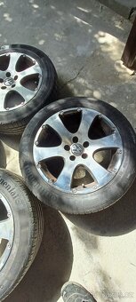 Kola Volkswagen Touran - 12