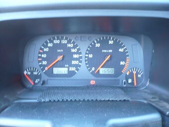 Volkswagen  Golf  1.9 TDI Kabriolet - 12