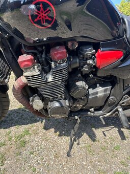 Yamaha XJR 1300 - 12