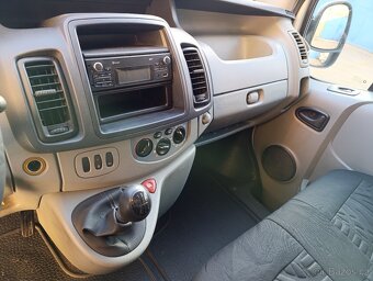 Renault Trafic Long 2.0dci - 12