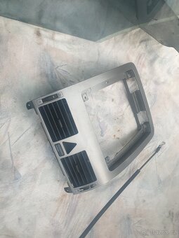 VW TOURAN CROSS 2007 - 12