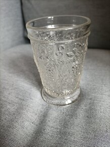 Starožitná sklenička - 12