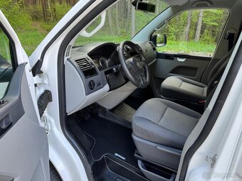 VW TRANSPORTER T5.1 2.0TDI 103KW LONG 5/6 MÍST R.V.2013 - 12