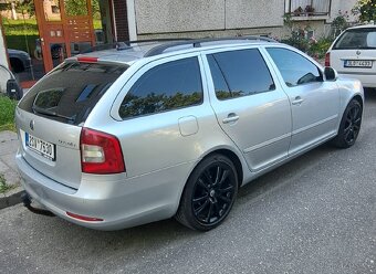 OCTAVIA COMBI - 12
