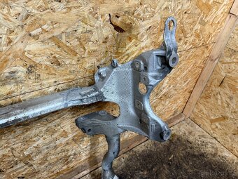 PŘEDNÍ NÁPRAVNICE AUDI A5/A4 B8 8T0399315H - 12