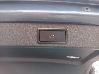 Škoda Superb 3 Combi iV 1.4eTSI 160kW DSG Tažné ACC DCC Navi - 12
