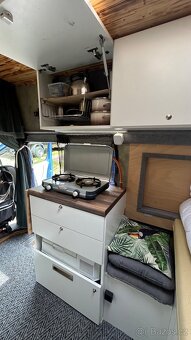 Renault Trafic 2.5dci 107kw obytný - 12